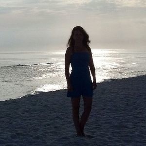 Meet your Posher, Joy